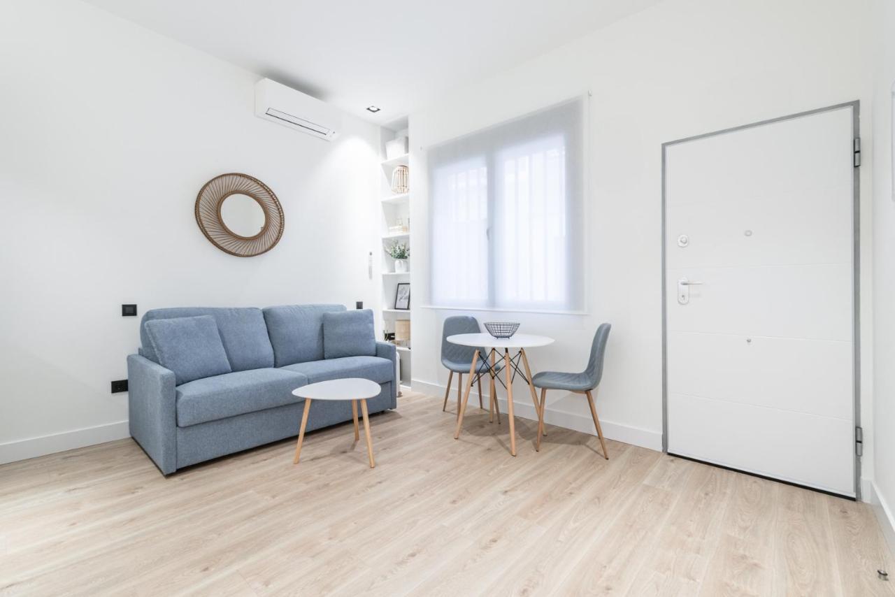 Apartament Jes B Close To Bernabeu Stadium Madrid Buitenkant foto